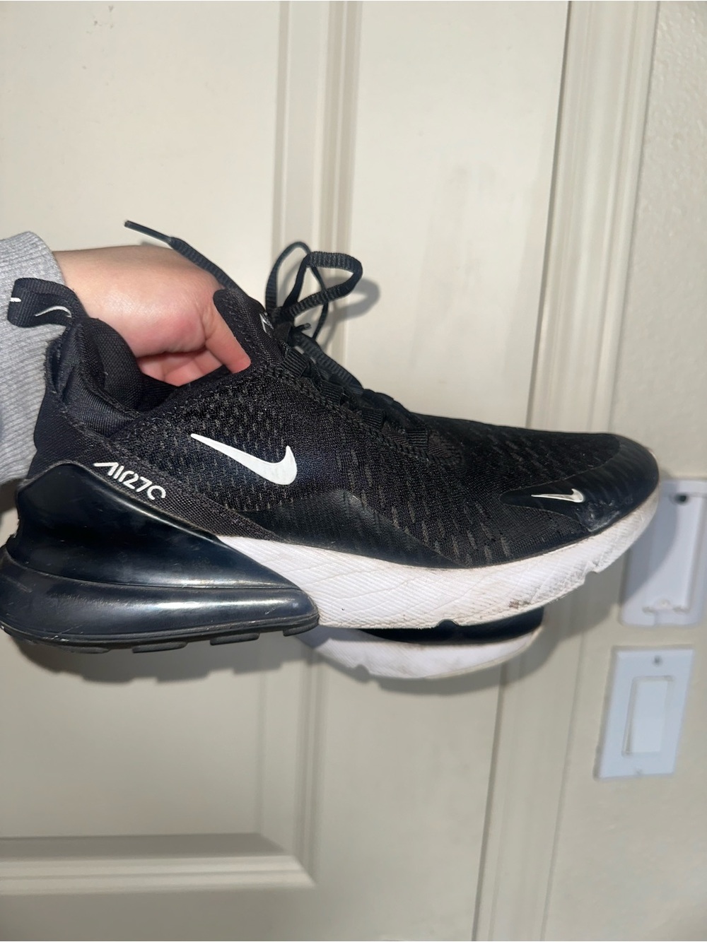 Nike women Air Max 270